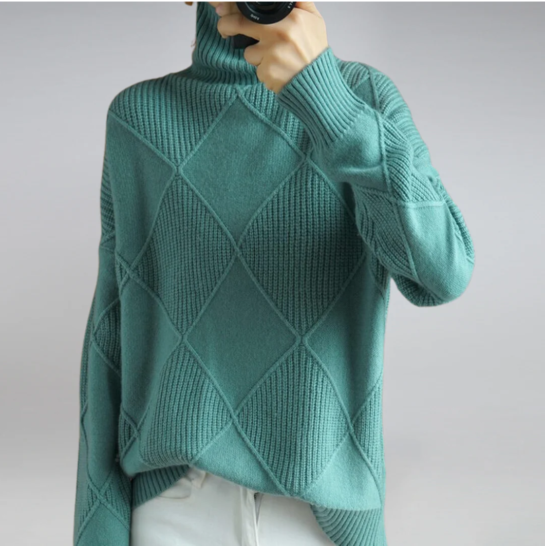 CHLOE™ - Cashmere Turtleneck Sweater